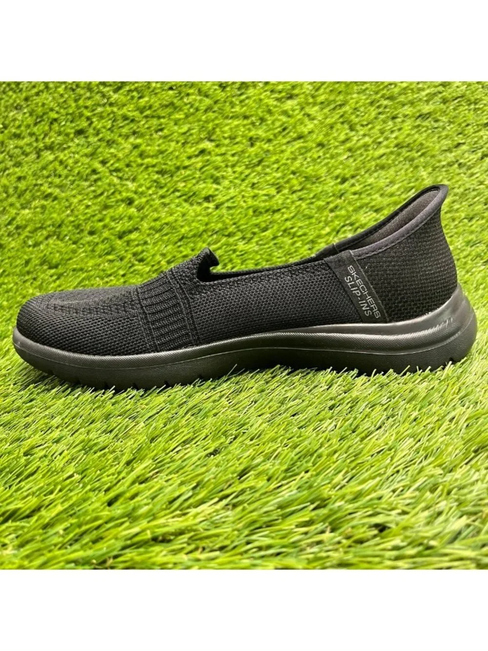 SKECHERS please review